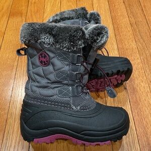 Khombu Hailey Girls Winter Boots EUC